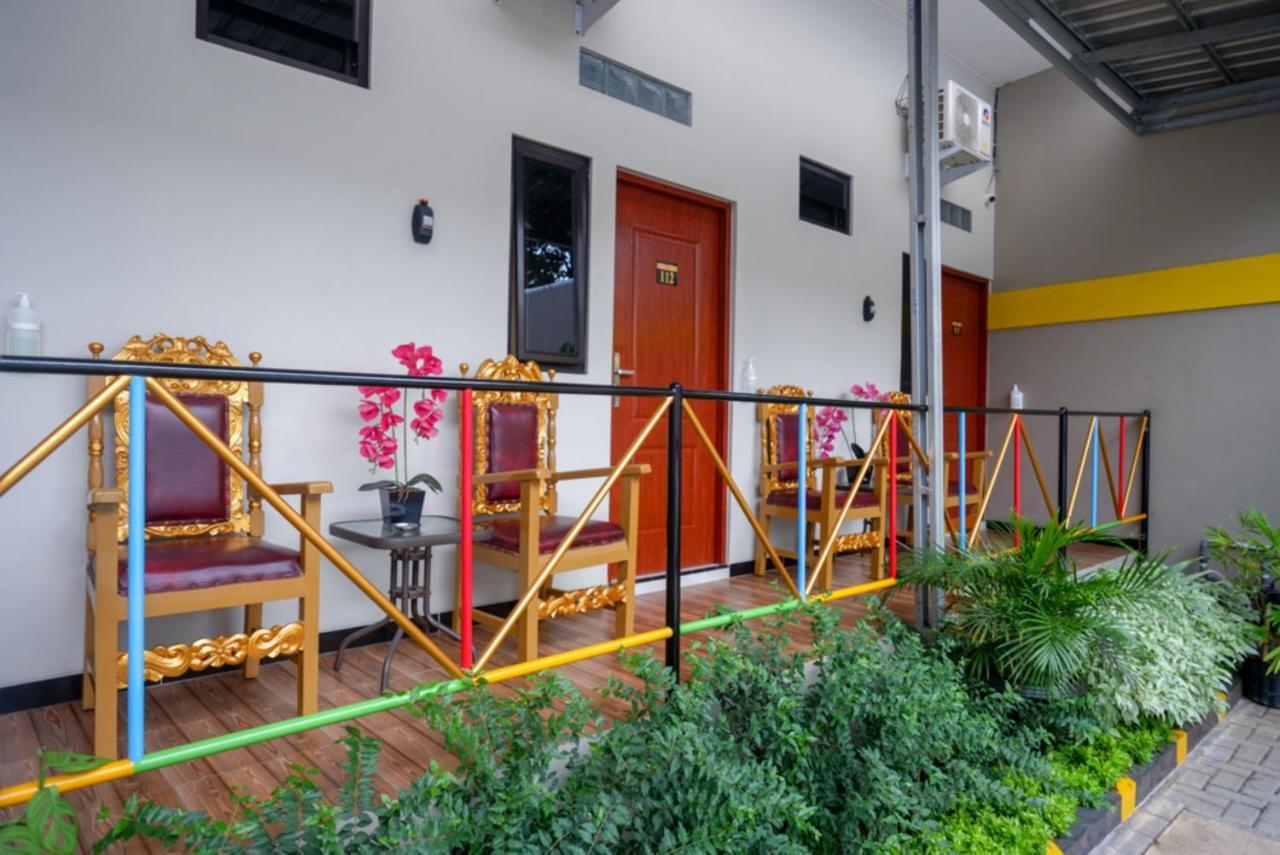 Отель Reddoorz Near Kampus Ump Purwokerto 2 Sumbang Экстерьер фото